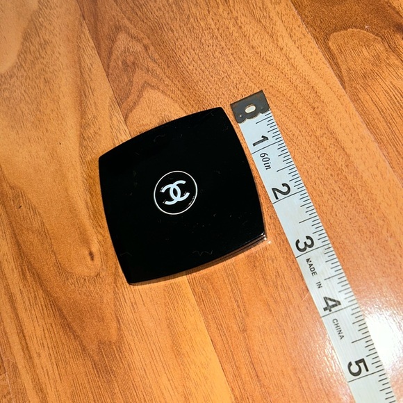Authentic Chanel Duo Compact Mirror - Picture 6 of 10